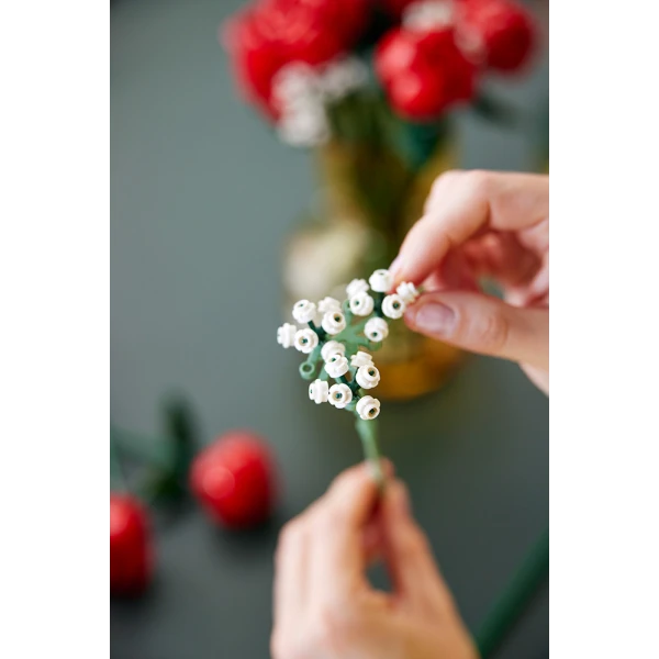 LEGO® BOTANICALS ΜΠΟΥΚΕΤΟ ΜΕ ΤΡΙΑΝΤΑΦΥΛΛΑ