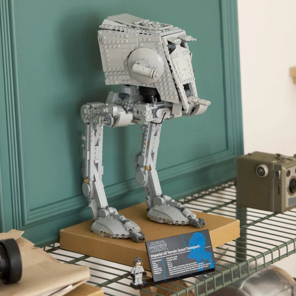 LEGO® STAR WARS™ AT-ST™ WALKER
