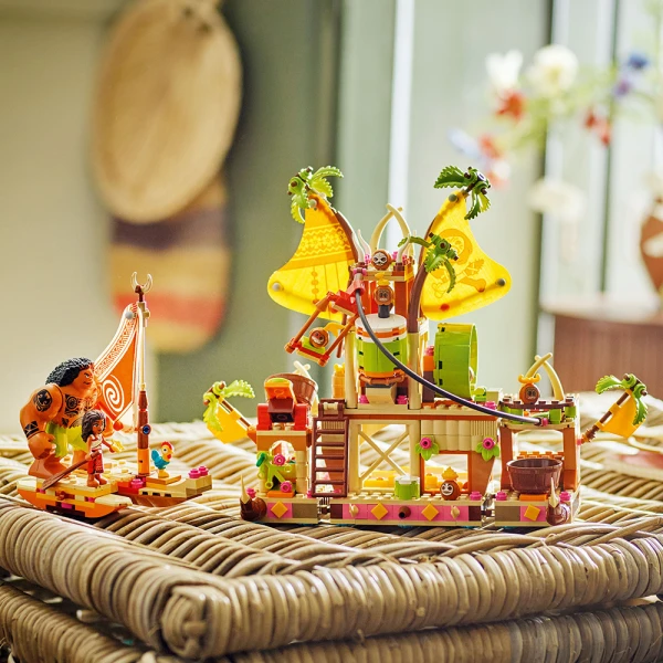 LEGO® DISNEY MOANA 2 KAKAMORA BARGE