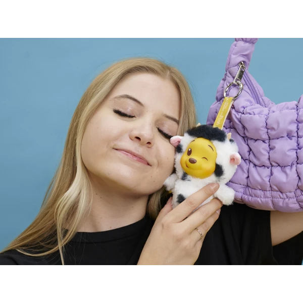 DISNEY YUYUS PLUSH KEYCHAIN SURPRISE WINNIE THE POOH