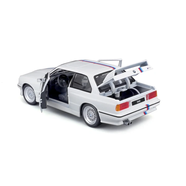 BBURAGO 1:24 BMW M3 1988 WHITE