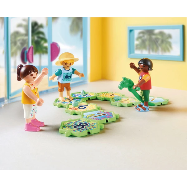 PLAYMOBIL FAMILY FUN HOTEL KID\'S CLUB