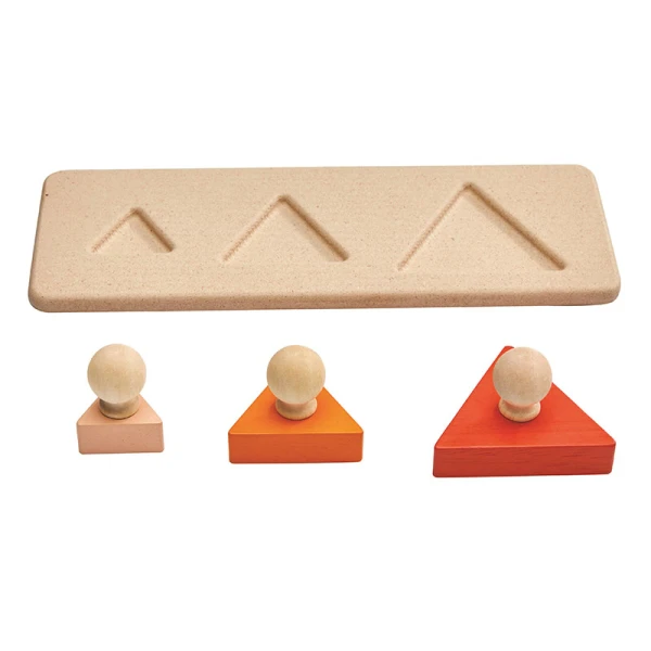 PLAN TOYS ΞΥΛΙΝΟ ΠΑΖΛ ΜΕ ΤΡΙΓΩΝΑ