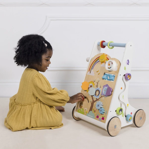 LE TOY VAN ΞΥΛΙΝΗ ΠΕΡΠΑΤΟΥΡΑ 12 ΔΡΑΣΤΗΡΙΟΤΗΤΩΝ 34Χ32Χ51 εκ.
