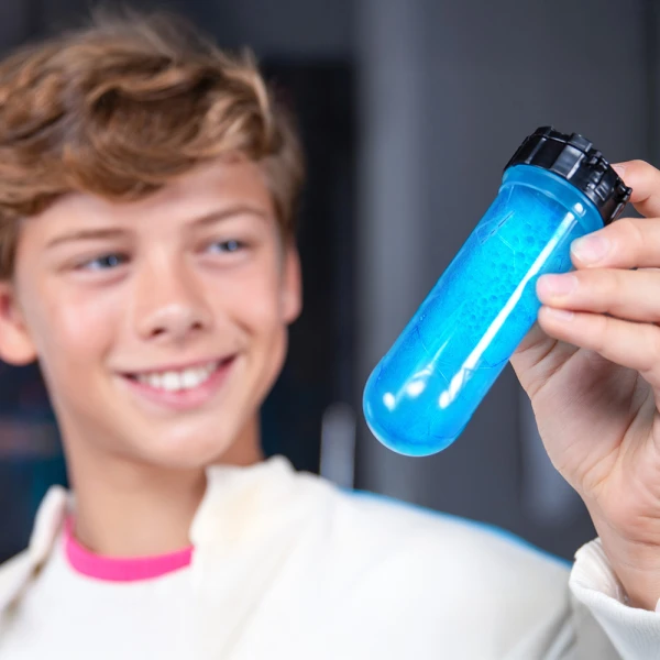 MR. BEAST LAB 2 FIGURES SWARMS SURPRISE