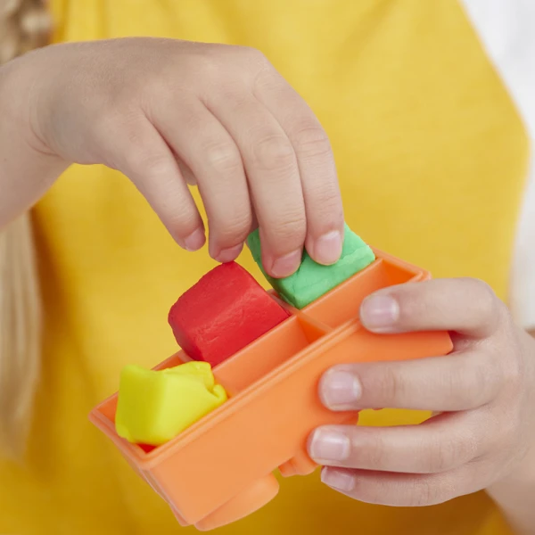 PLAY-DOH ΣΕΤ ΠΑΙΧΝΙΔΙΟΥ SWIRLIN SMOOTHIES BLENDER