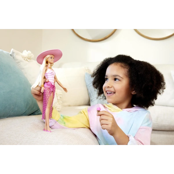BARBIE DOLL BEACH GLAM WITH ACCESSORIES