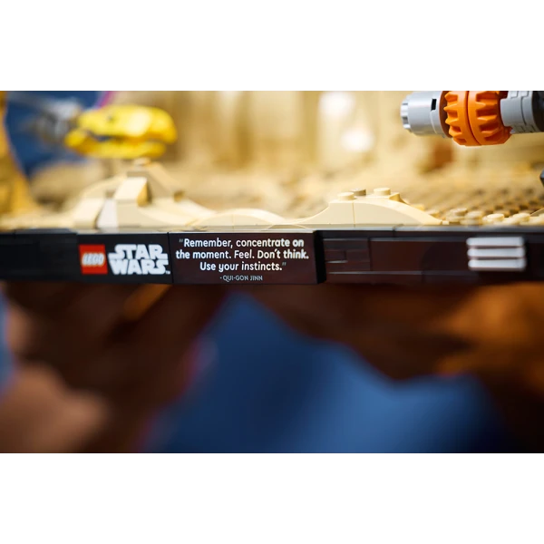 LEGO® STAR WARS™ ΔΙΟΡΑΜΑ ΑΚΑΤΟΔΡΟΜΙΑΣ™ ΣΤΟ ΜΟΣ ΈΣΠΑ