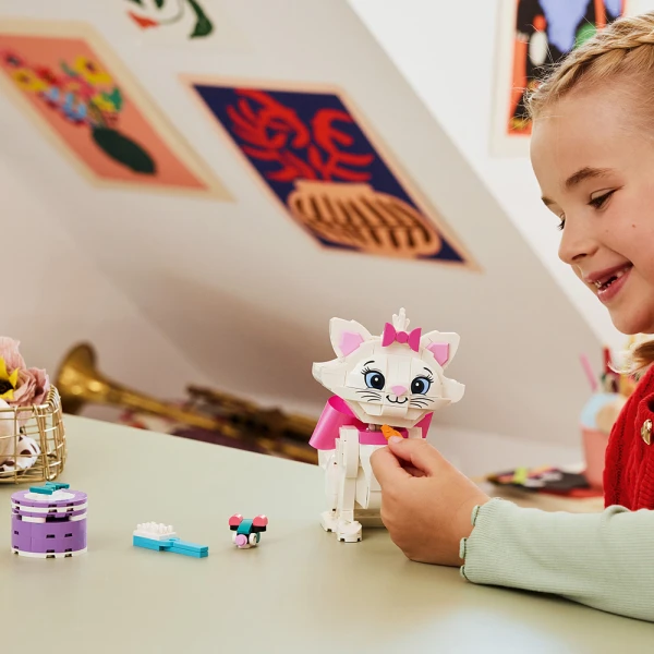 LEGO®  DISNEY ΟΙ ΑΡΙΣΤΟΓΑΤΕΣ ΑΞΙΟΛΑΤΡΕΥΤΗ ΜΑΡΙ