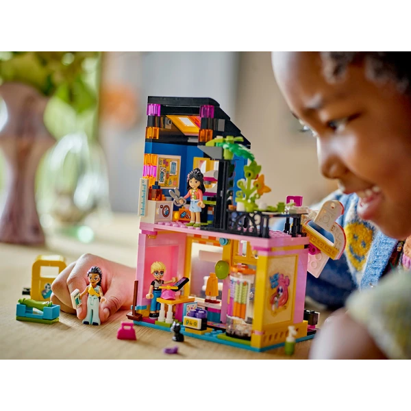 LEGO® FRIENDS VINTAGE FASHION STORE
