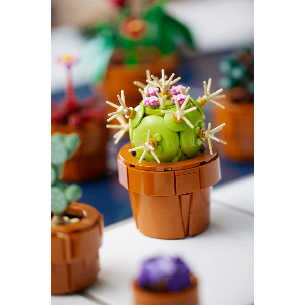 LEGO® BOTANICALS ΜΙΚΡΑ ΦΥΤΑ