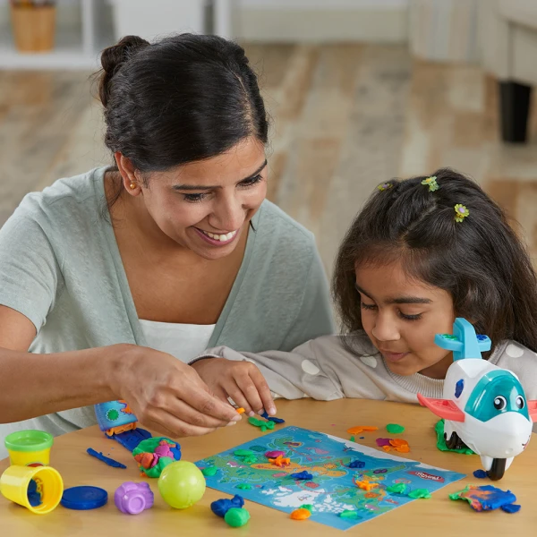 PLAY-DOH AIRPLANE EXPLORER STARTER SET