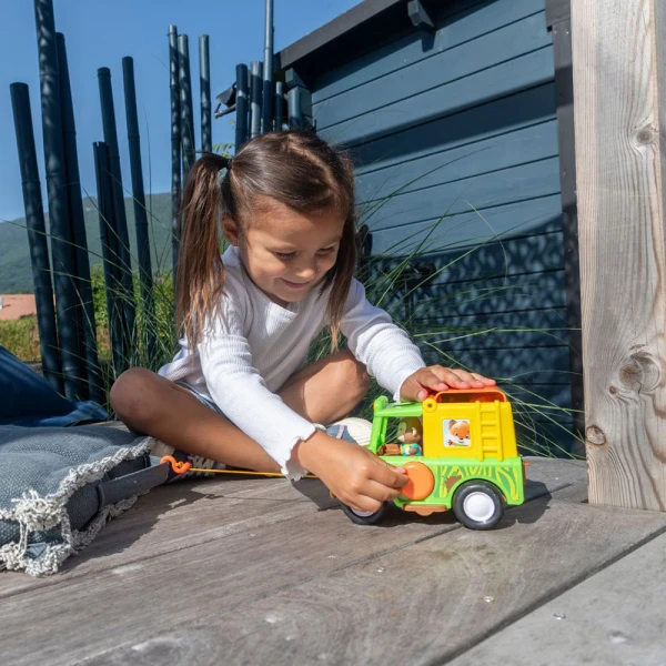 KLOROFIL EDUCATIONAL TOY THE JEEP FOR SAFARI