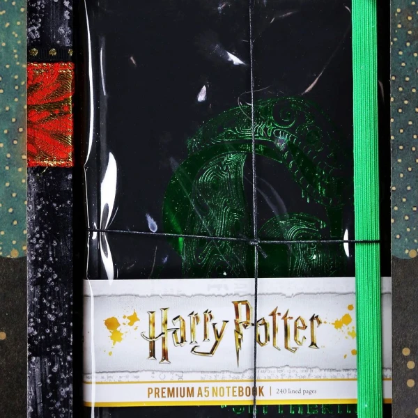 SYNCHRONIA ΧΕΙΡΟΠΟΙΗΤΗ ΛΑΜΠΑΔΑ 30 εκ. ΒΙΒΛΙΟ HARRY POTTER ΠΡΑΣΙΝΟ SLYTHERIN