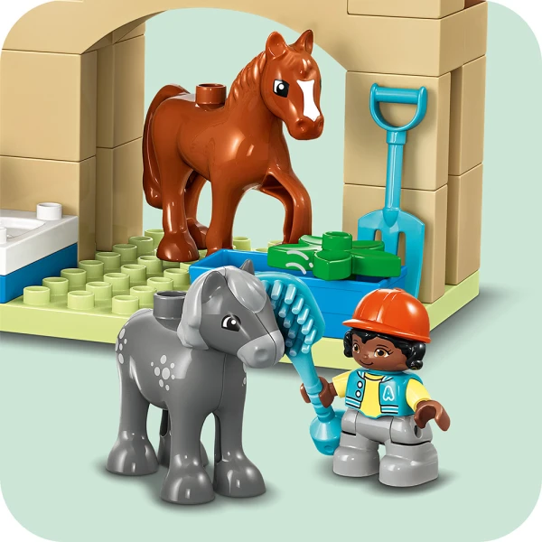 LEGO® DUPLO® TOWN ΦΡΟΝΤΙΖΟΝΤΑΣ ΖΩΑ ΣΤΗ ΦΑΡΜΑ