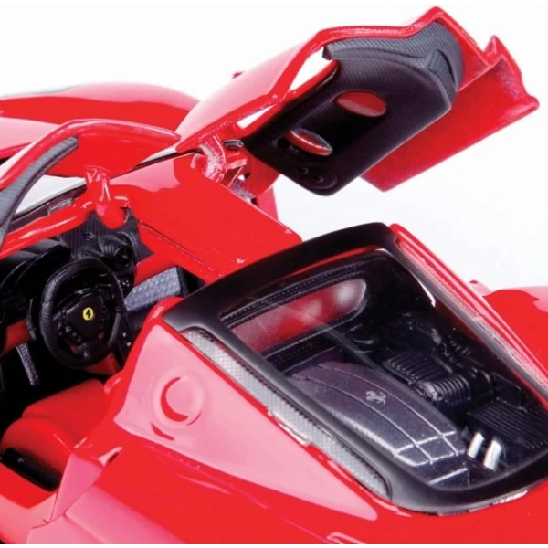 BBURAGO 1:24 FERRARI ENZO RED