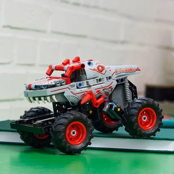 LEGO® TECHNIC MONSTER JAM™ THUNDERROARUS™ PULL-BACK