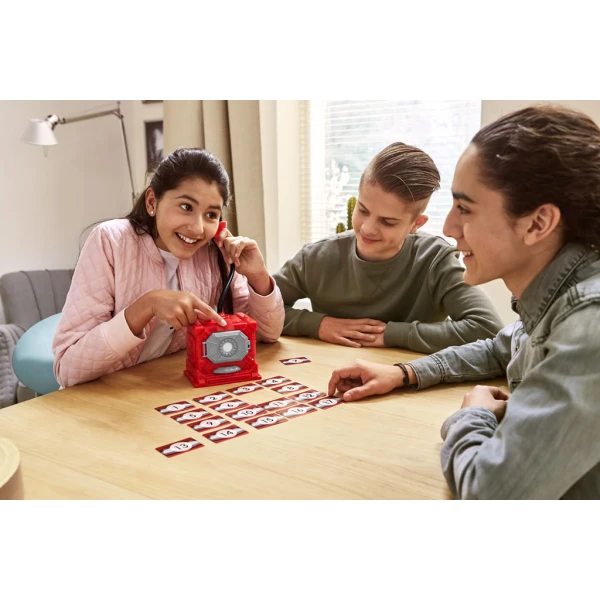TABLE GAME SAFE BREAKER