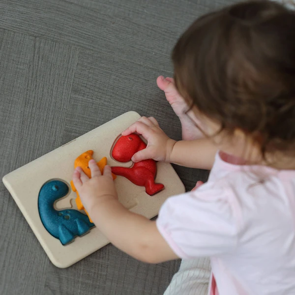 PLAN TOYS ΞΥΛΙΝΟ ΠΑΖΛ ΜΕ ΔΕΙΝΟΣΑΥΡΟΥΣ