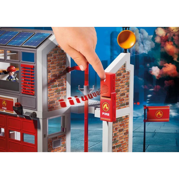 PLAYMOBIL CITY ACTION LARGE FIRE STATION