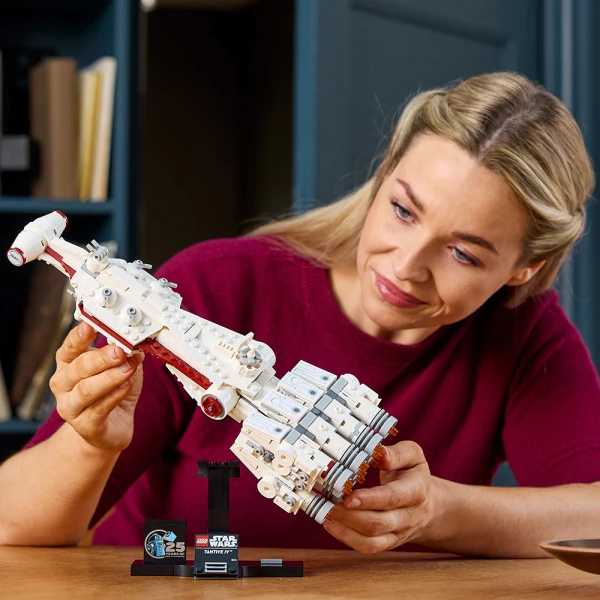 LEGO® STAR WARS™ TANTIVE IV™