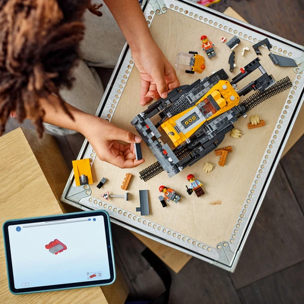 LEGO® CITY YELLOW BULLDOZER
