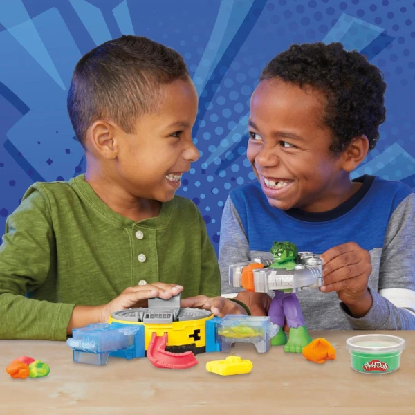 PLAY-DOH PLAYSET MARVEL HULK SMASH AND SQUISH