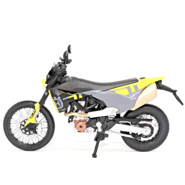 MAISTO 1:12 MOTORCYCLES - HUSQVARNA 701 SUPERMOTO 2023