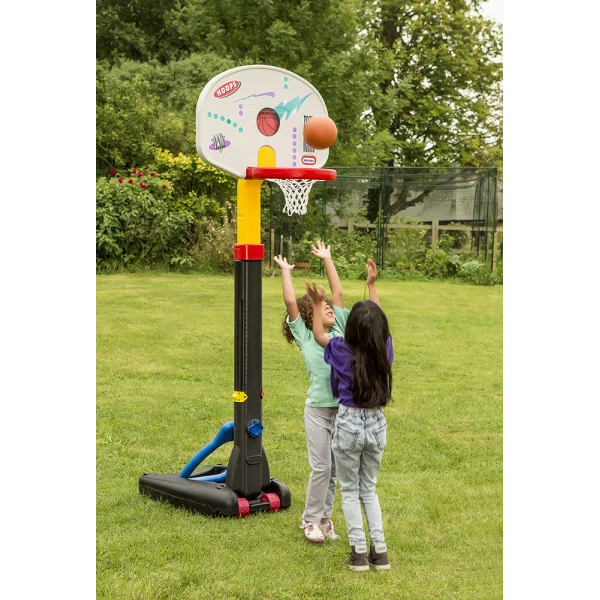 LITTLE TIKES LARGE BASKETBALL BOARD
