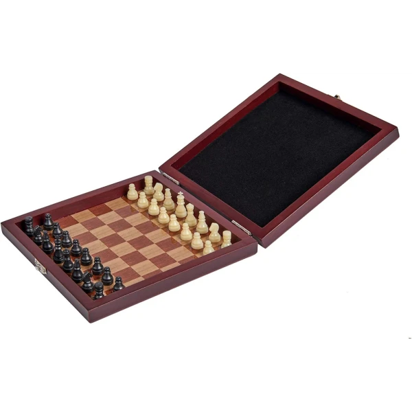 DELUXE MAGNETIC CHESS IN WOODEN BOX