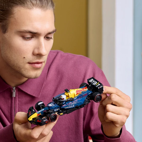 LEGO® SPEED CHAMPIONS ORACLE RED BULL RACING RB20 F1® RACE CAR