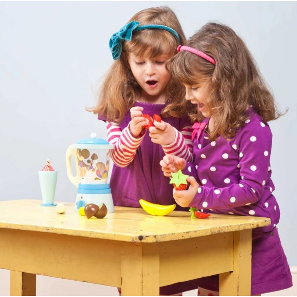 LE TOY VAN WOODEN SET BLENDER WITH FRUITS