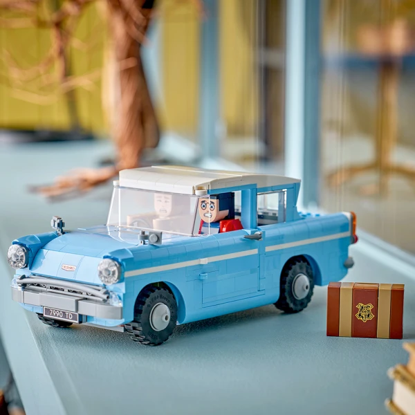 LEGO® HARRY POTTER™ ΜΑΓΕΜΕΝΟ ΙΠΤΑΜΕΝΟ FORD ANGLIA™
