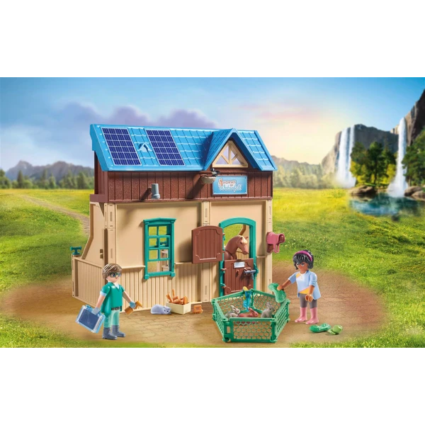 PLAYMOBIL HORSES OF THE WATERFALL RIDING THERAPY AND VETERINARY PRACTICE