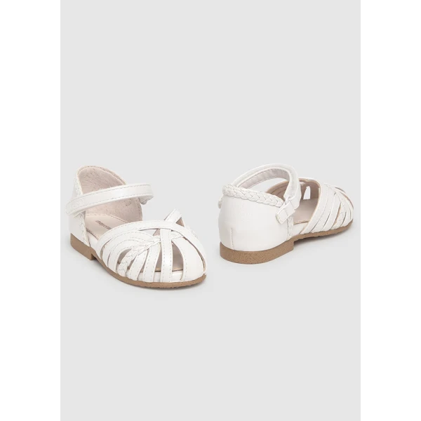 MAYORAL SANDALS CLOSED WHITE SHINE