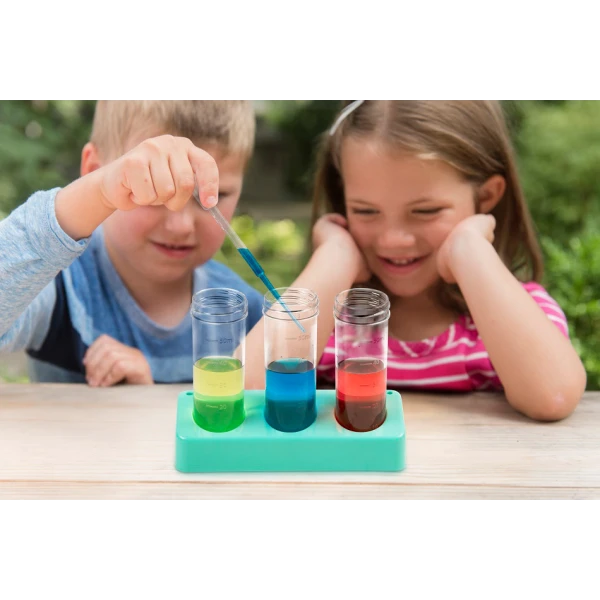 4M COLOR LABORATORY