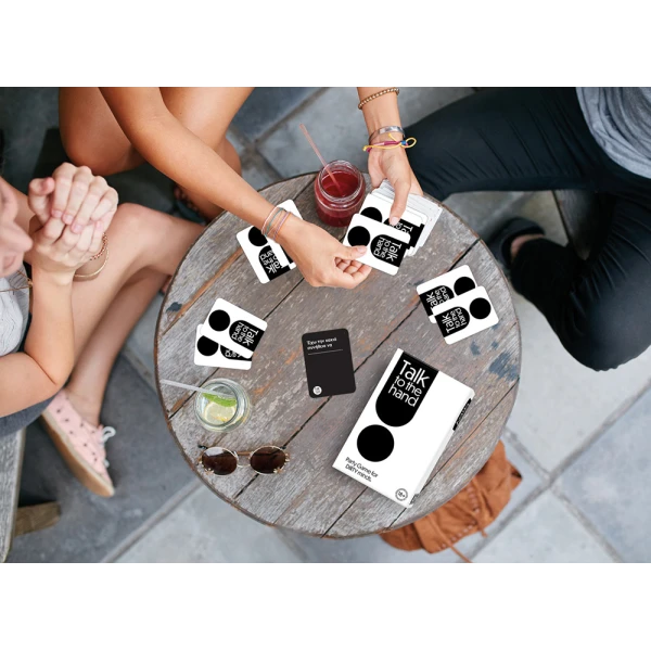 AS GAMES ΕΠΙΤΡΑΠΕΖΙΟ ΠΑΙΧΝΙΔΙ TALK TO THE HAND ΓΙΑ ΗΛΙΚΙΕΣ 18+ ΧΡΟΝΩΝ ΚΑΙ 3+ ΠΑΙΚΤΕΣ