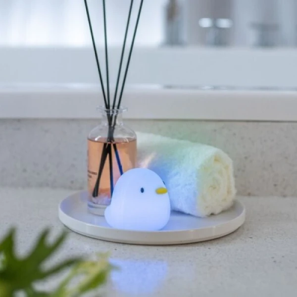 MEGA LIGHT SWIMMY DUCK - WATERPROOF LIGHT WITH COLOR CHANGES