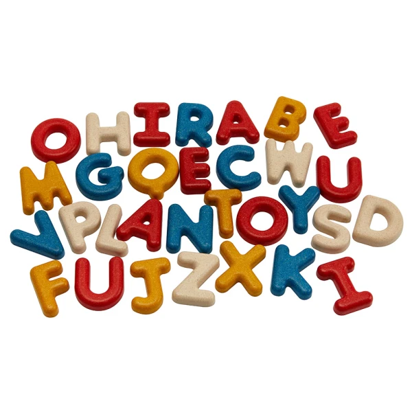PLAN TOYS ΞΥΛΙΝΗ ΑΛΦΑΒΗΤΑ ΜΕ ΚΕΦΑΛΑΙΑ (ΑΓΓΛΙΚΑ)