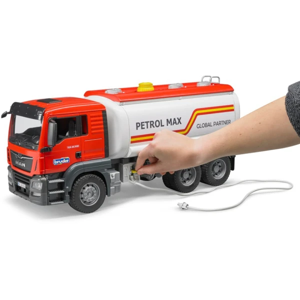 BRUDER TRUCK MAN PETROL MAX