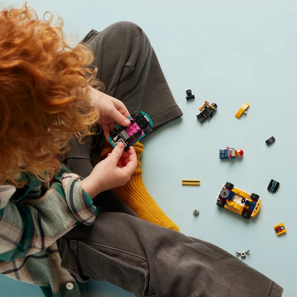 LEGO® CITY ΓΚΟ-ΚΑΡΤ ΚΑΙ ΟΔΗΓΟΙ ΑΓΩΝΩΝ