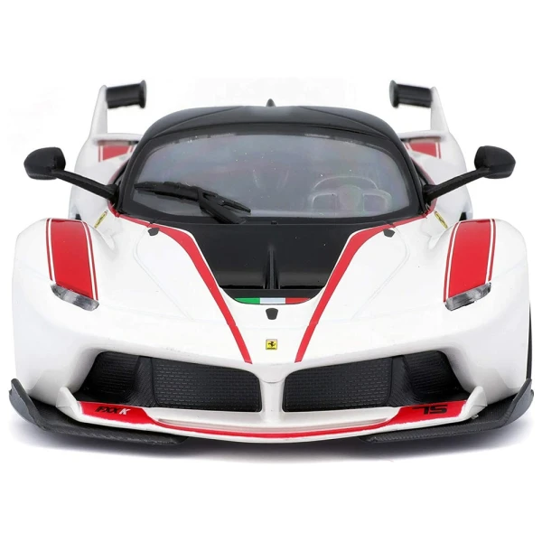 BBURAGO 1:24 RACE FERRARI FXX-K N.75 WHITE
