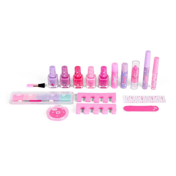 CREATE IT! COSMETICS SET IN BOX