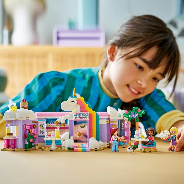 LEGO® FRIENDS UNICORN DREAM CAFÉ