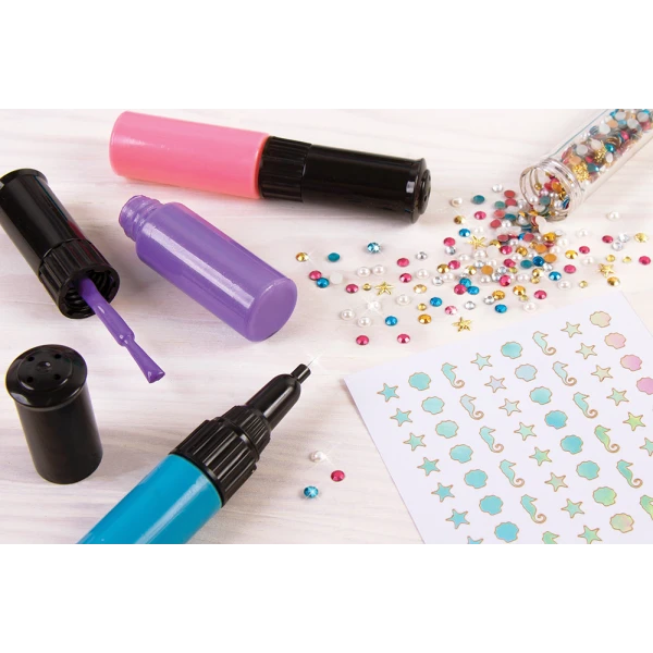 MAKE IT REAL - PAINT & SPARKLE MERMAID NAIL ART