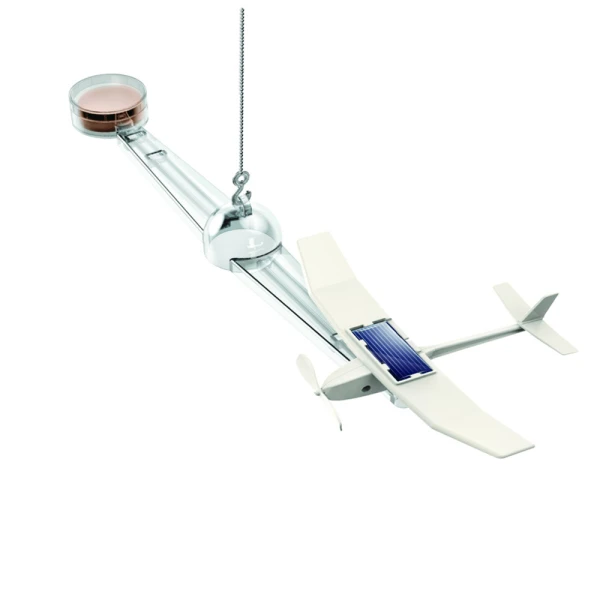 4M CONSTRUCTION SOLAR POWERED AIRPLANE