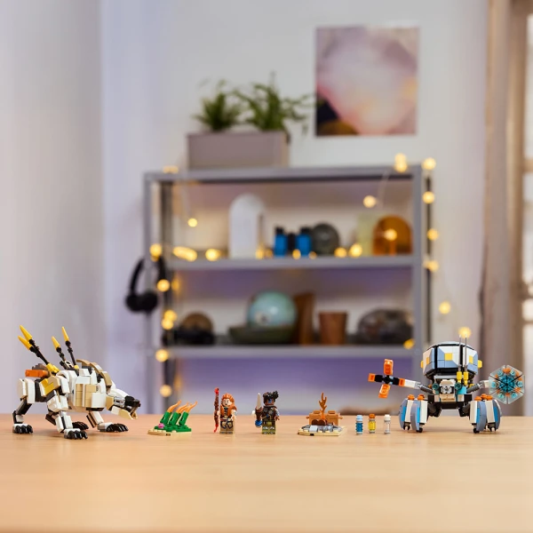 LEGO® HORIZON ADVENTURES™ ALOY & VARL VS. SHELL-WALKER & SAWTOOTH