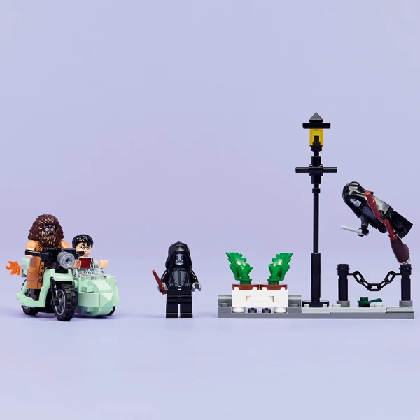 LEGO® HARRY POTTER™ Η ΑΠΟΔΡΑΣΗ ΤΟΥ ΧΑΓΚΡΙΝΤ & ΤΟΥ ΧΑΡΙ ΑΠΟ ΤΗΝ ΟΔΟ ΠΡΙΒΕΤ
