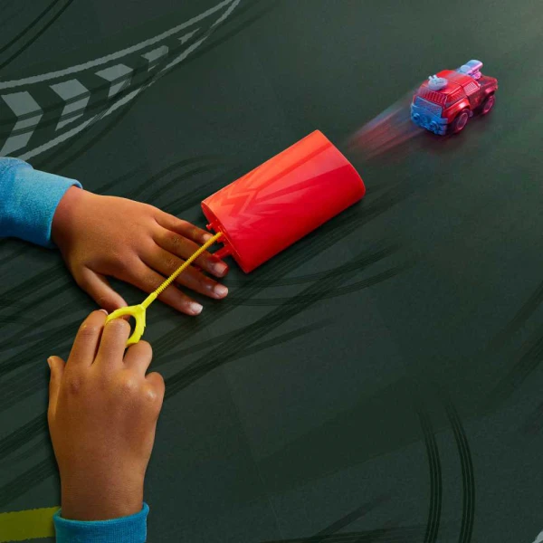 BOOM CITY RACERS - 2 VEHICLES AND LAUNCHER 