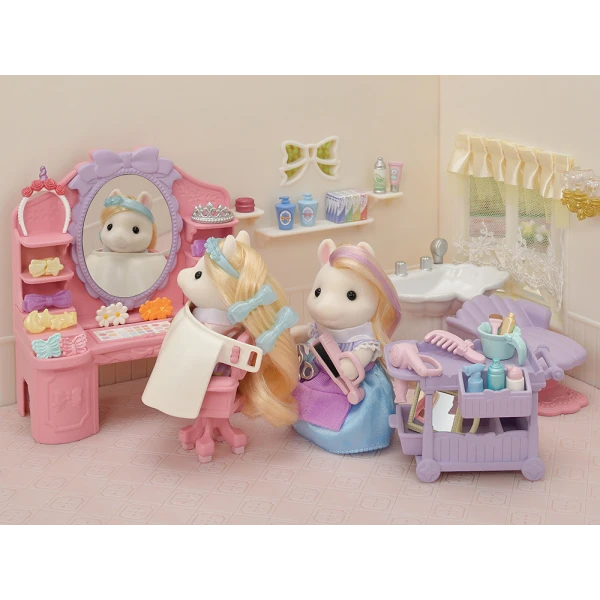 THE SYLVANIAN FAMILIES PONY\'S HAIR STYLISH SET 5644